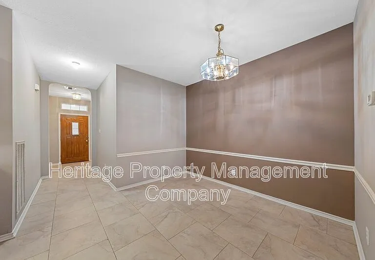 12219 Stable Fork Dr — Photo 3