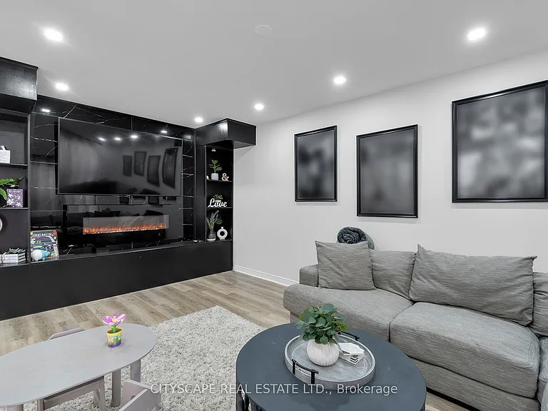 6421 Donway Dr — Photo 16