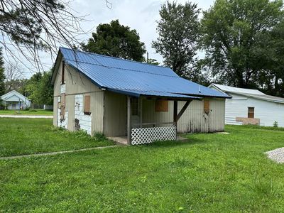 226 S Dunnegan Avenue, Bolivar, MO, 65613