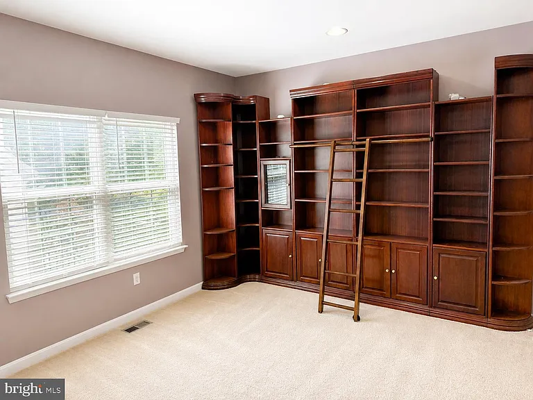 6006 Joseph Scott Dr — Photo 10