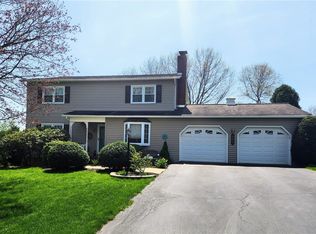 202 Hilltop Dr, Butler, PA 16001