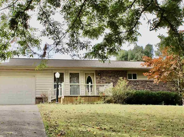 184 Hillcrest Dr, Bardwell, KY 42023