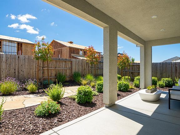 4th image of 2112 Basin Lane