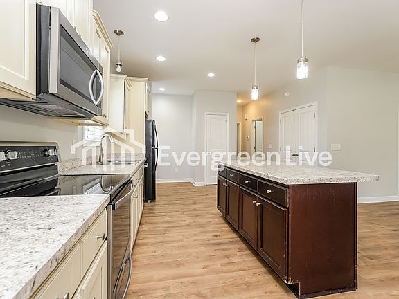 5th image of 507 Worthville St