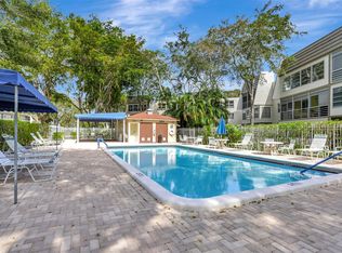 9401 Lime Bay Blvd APT 301, Tamarac, FL 33321
