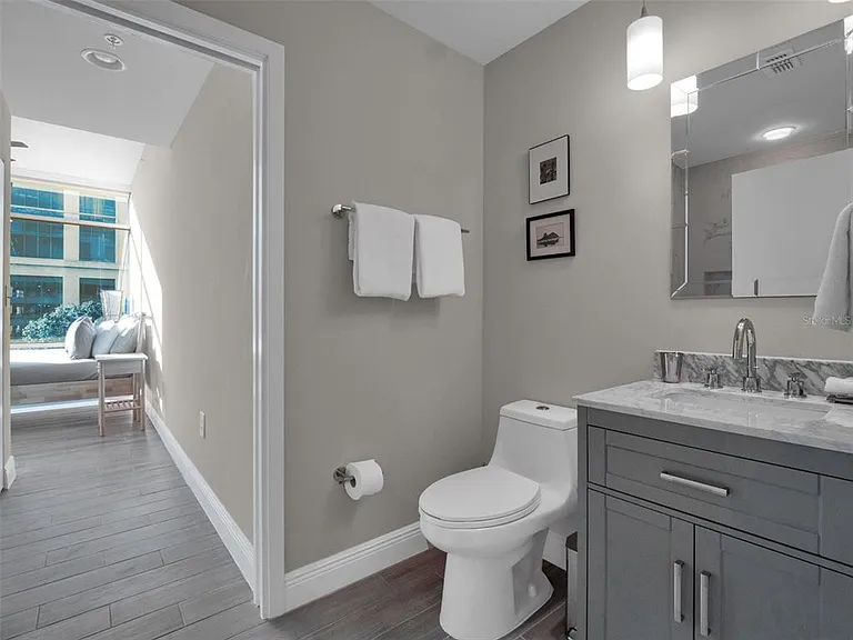 525 E Jackson St #508 — Photo 28
