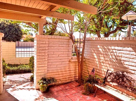 3rd image of 5681 Westminster Blvd
