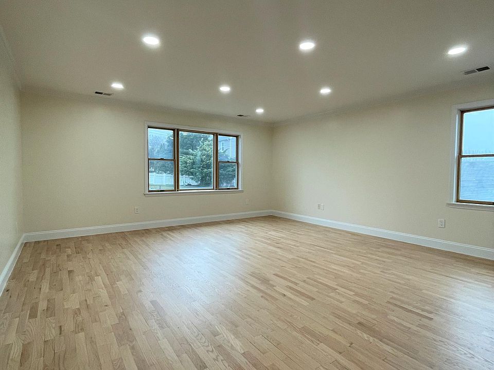 1st image of 29 Dunston Ave