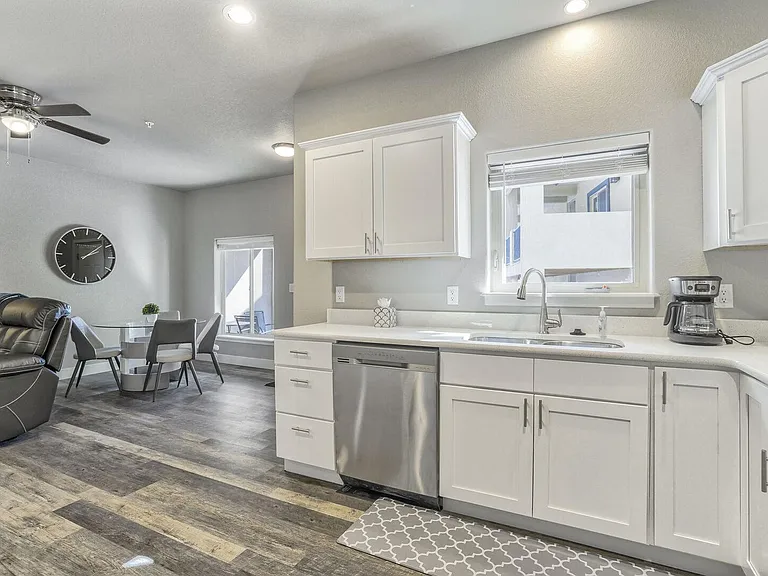 Fully equipped kitchen!