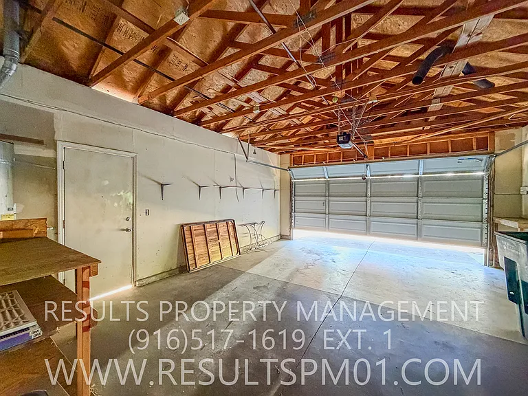 4025 Lowdan Ct — Photo 29
