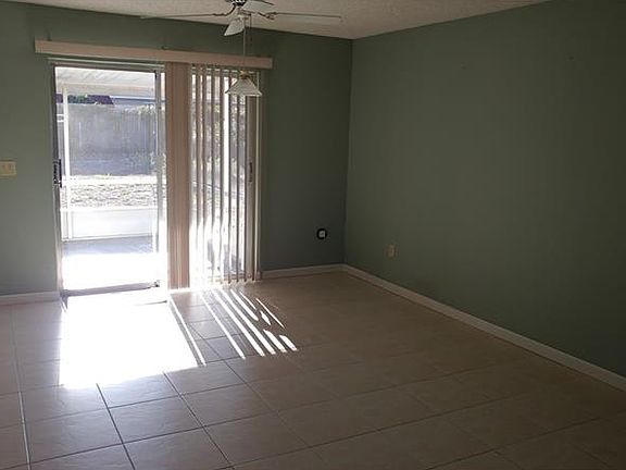 4th image of 1141 E Normandy Blvd