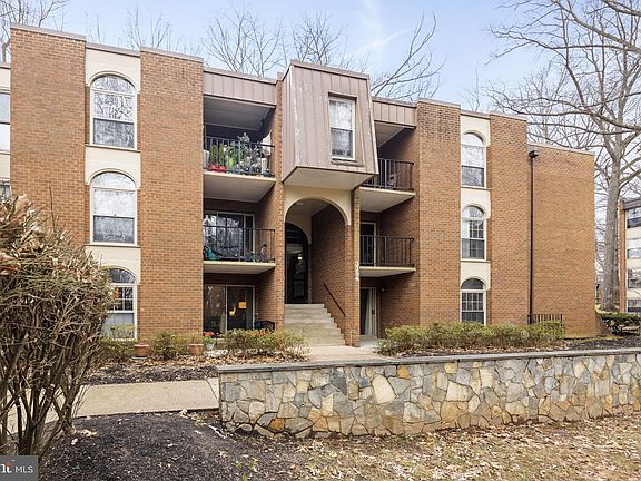 3rd image of 3354 Woodburn Rd APT 14