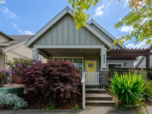 3500 NE Hembree St, McMinnville, OR 97128