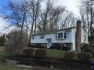 54 Acorn Dr, Holden, MA 01520