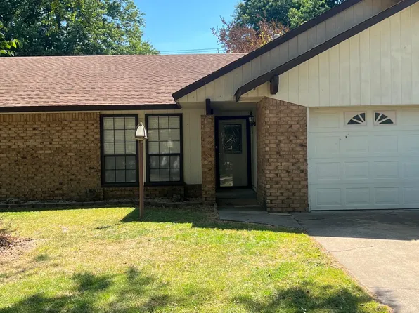 1005 Locke St, Pryor, OK 74361