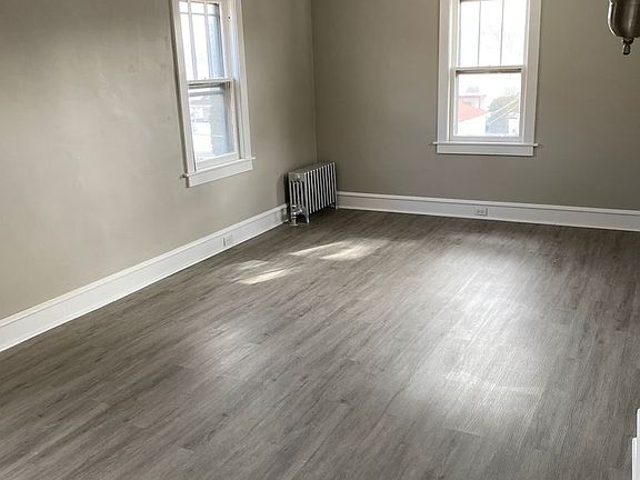 4th image of 334-336 N Lincoln Ave
