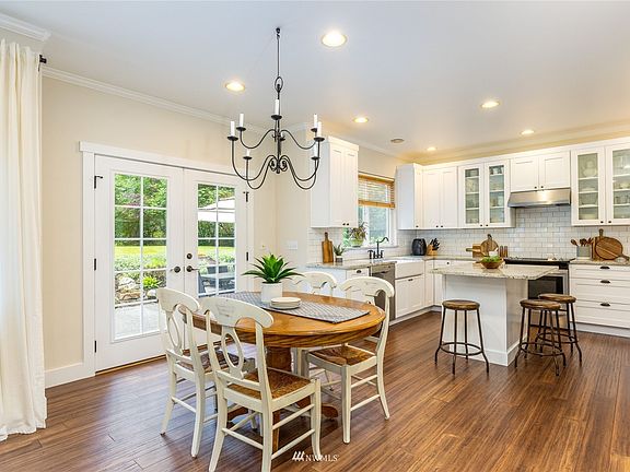 3rd image of 47205 SE 137th St