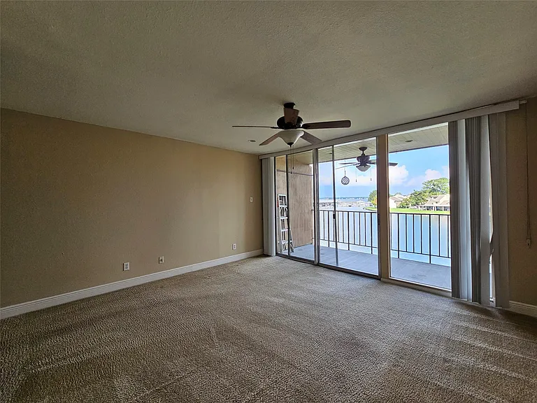 12600 Melville Dr #321B — Photo 18