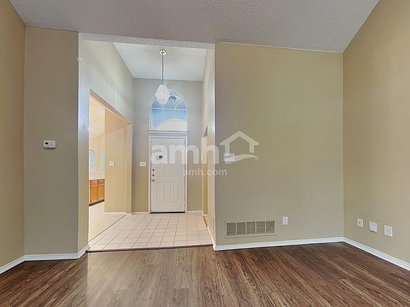 5th image of 4736 N Cascades St