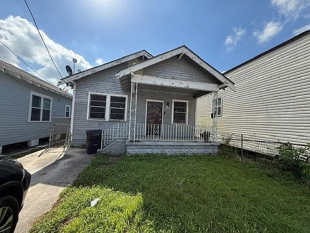 1st image of 1437 Pauline St