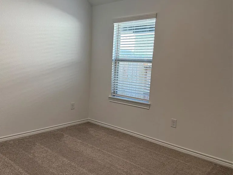 1244 Garden Jade — Photo 18