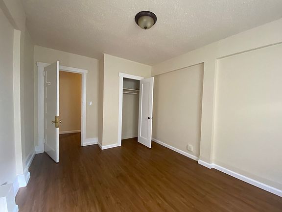 5th image of 5241 15th Ave NE APT 9
