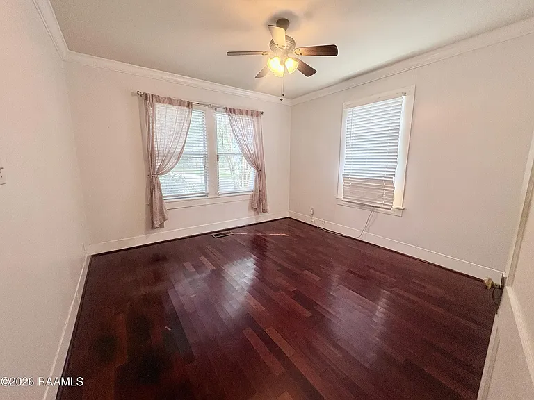 150 Clark Ct — Photo 12