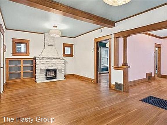 4th image of 3939 Holmes St