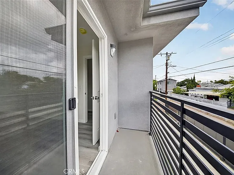 14835 1/2 Nordhoff St — Photo 10