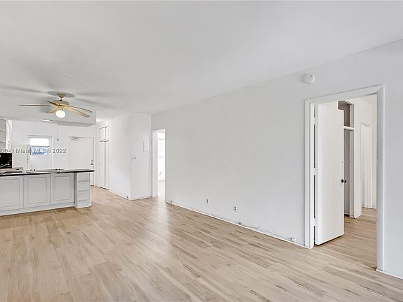 3rd image of 6580 Santona St #37