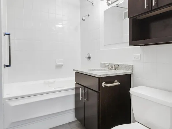 160 West 24th Street image 7 of 7