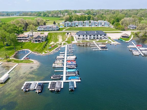 4th image of 120 Lane 325 Lake James B-2