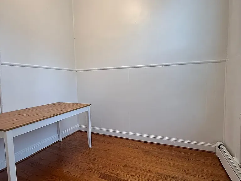 992 Hart St #2F — Photo 8