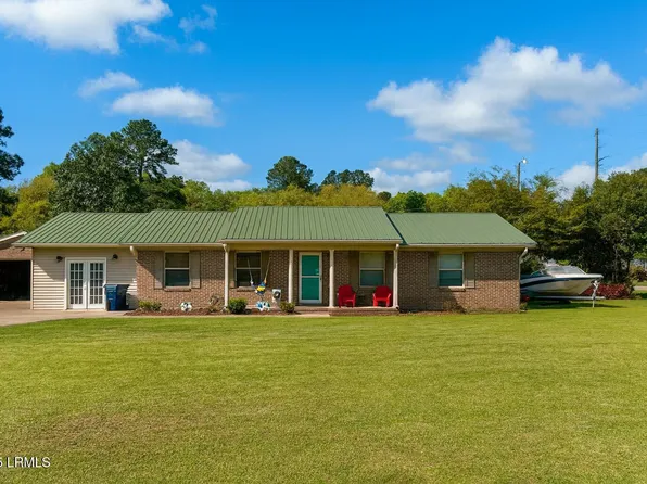 240 Kerrison St, Varnville, SC 29944