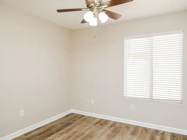 2717 S Ananea — Photo 13