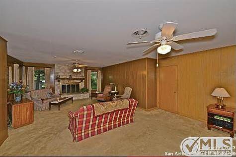 5th image of 3803 Oak Trl