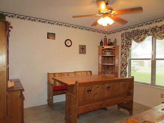 5th image of 605 Lyndon Dr