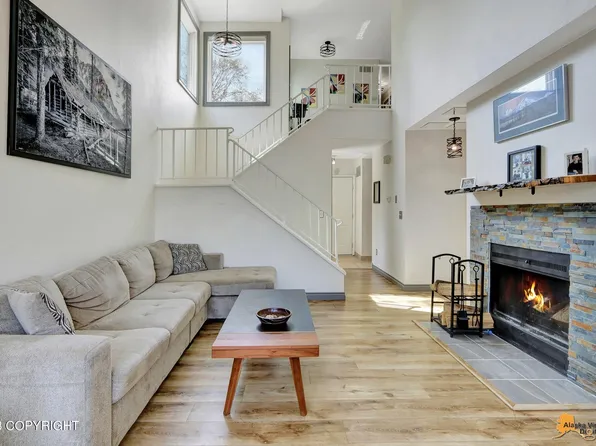 1921 Parkside Dr, Anchorage, AK 99501