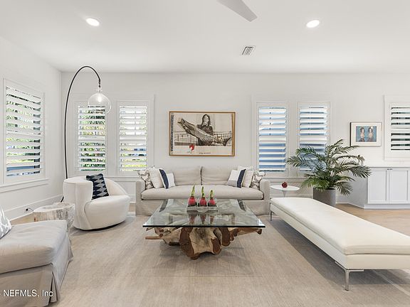 5th image of 3735 GRASSEY Key