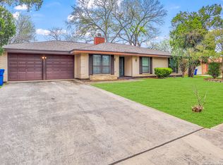 5631 Sir Gareth Dr, San Antonio, TX 78218