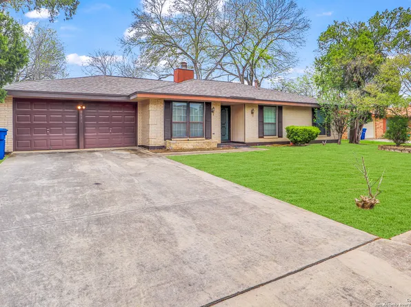 5631 sir gareth, San Antonio, TX 78218
