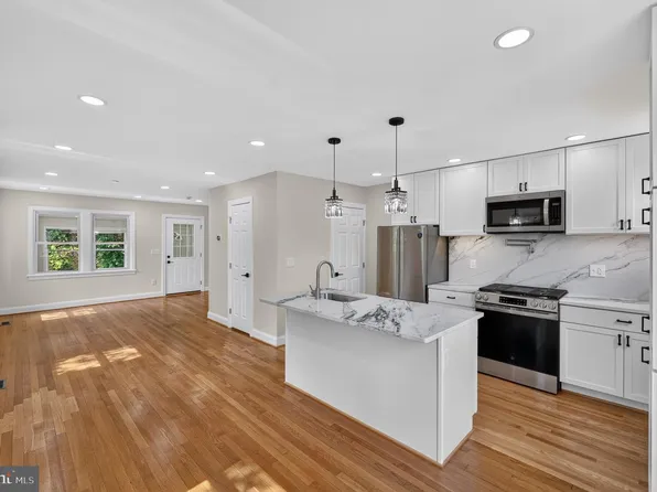 1712 U St SE, Washington, DC 20020