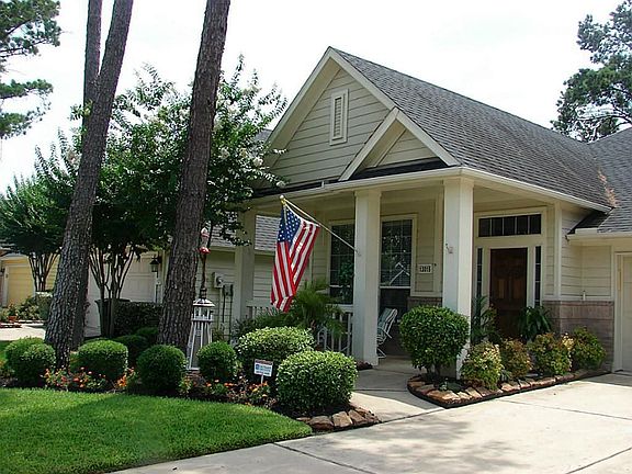 4th image of 13015 Oakwood Manor Dr