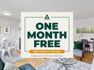 2367 Queen St E #1, Toronto, ON M4E1H2