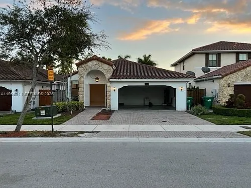 9952 NW 10th St Photo 1