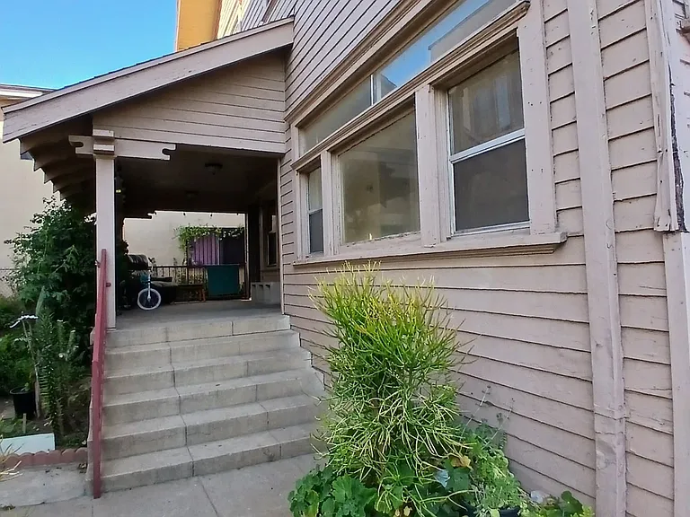 324 N Mathews St #10 — Photo 10