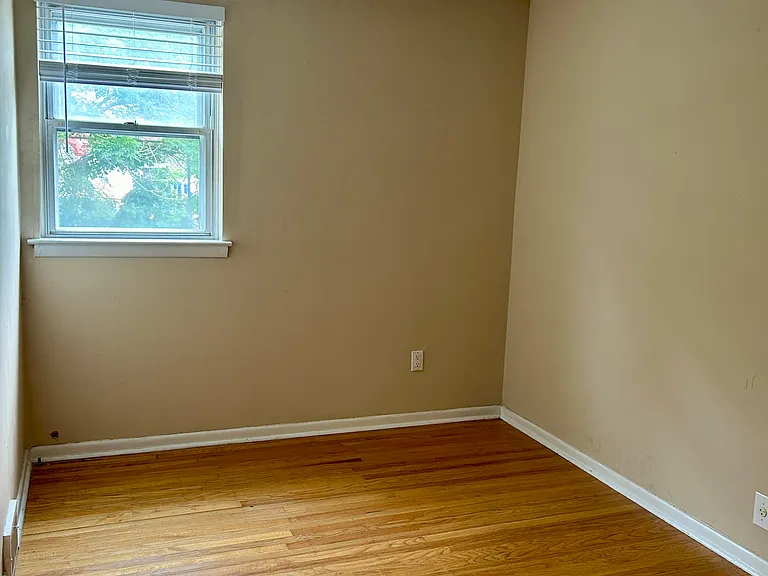 5462 Vicaris St #1 — Photo 12