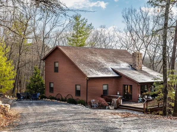 509 Fetterbush Ln, Hinton, VA 22831