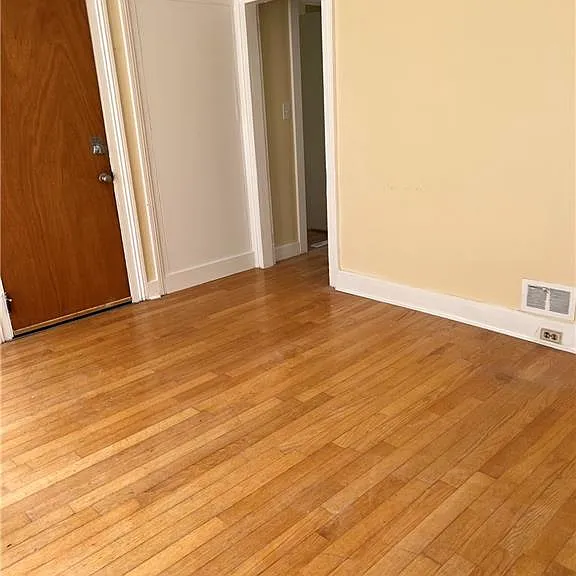 259 Humphrey St #2 — Photo 4