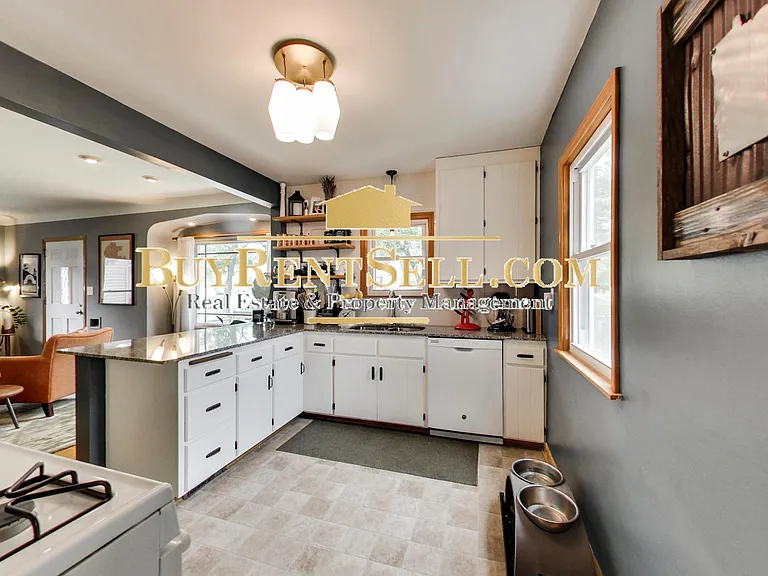 3249 Idaho Ave S — Photo 4